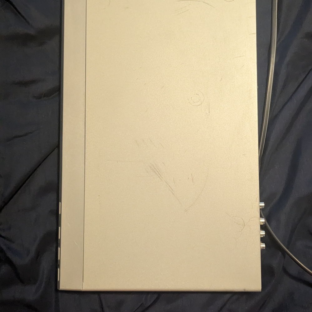 Cream Electronics Device